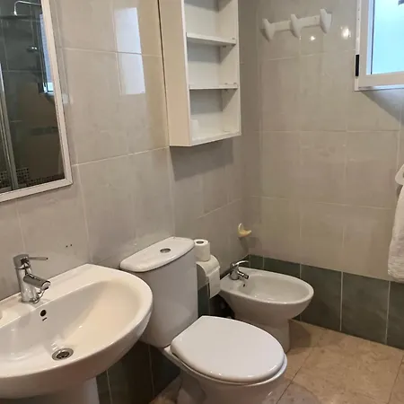 Acogedor En Zona Residencial Con Piscina * Torrevieja